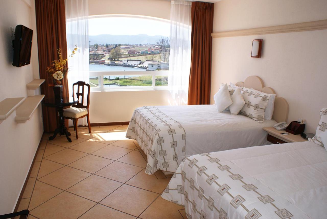 צ'יגנהופאן Hotel 9 Manantiales מראה חיצוני תמונה